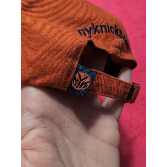 New York Knicks Orange Embroidered Strapback Hat Men's - Picture 4 of 8